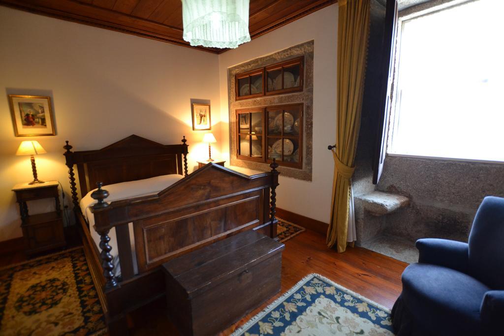 Casa Nobre Do Correio-Mor Bed & Breakfast Ponte da Barca Exterior photo