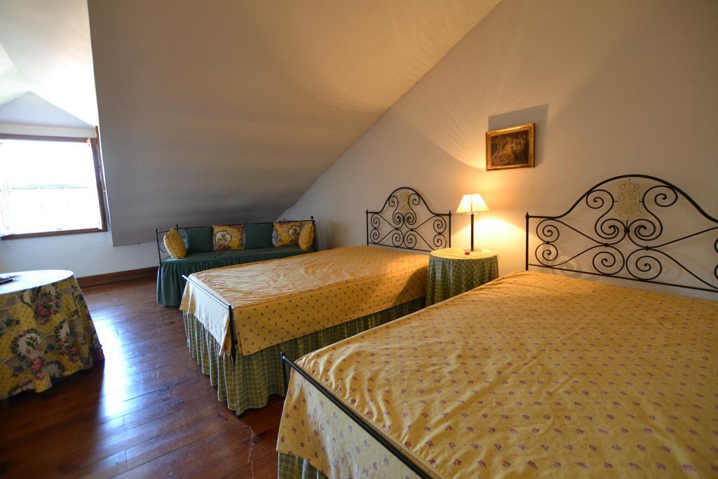 Casa Nobre Do Correio-Mor Bed & Breakfast Ponte da Barca Exterior photo