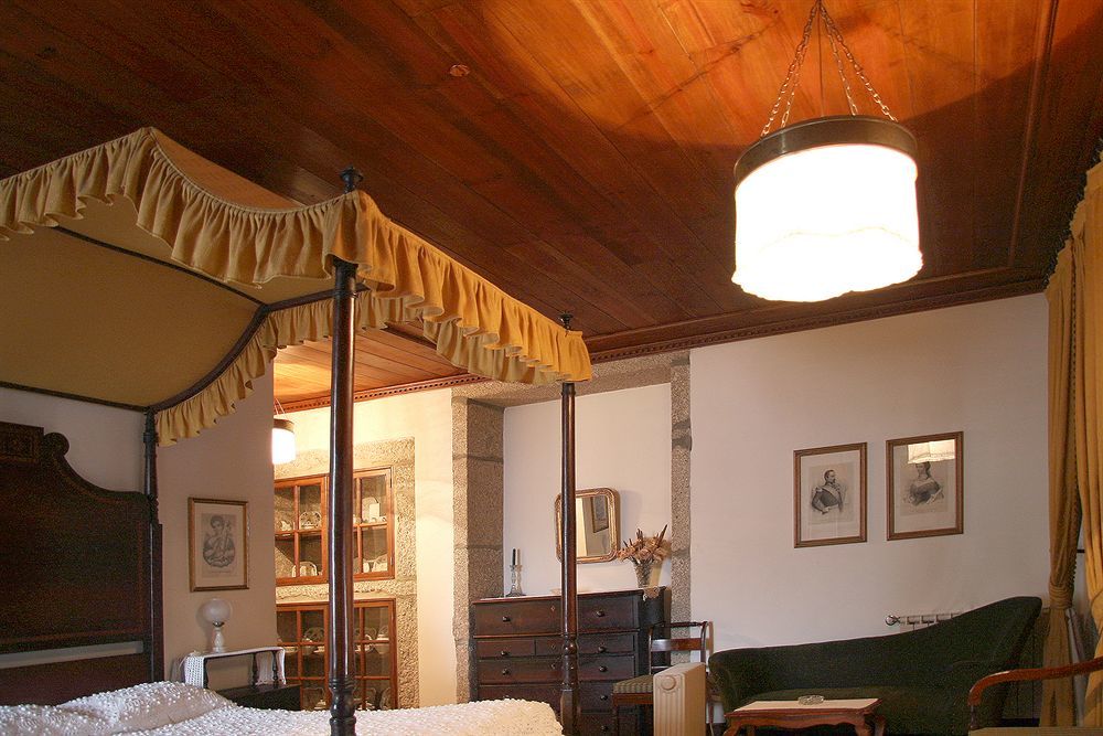 Casa Nobre Do Correio-Mor Bed & Breakfast Ponte da Barca Exterior photo